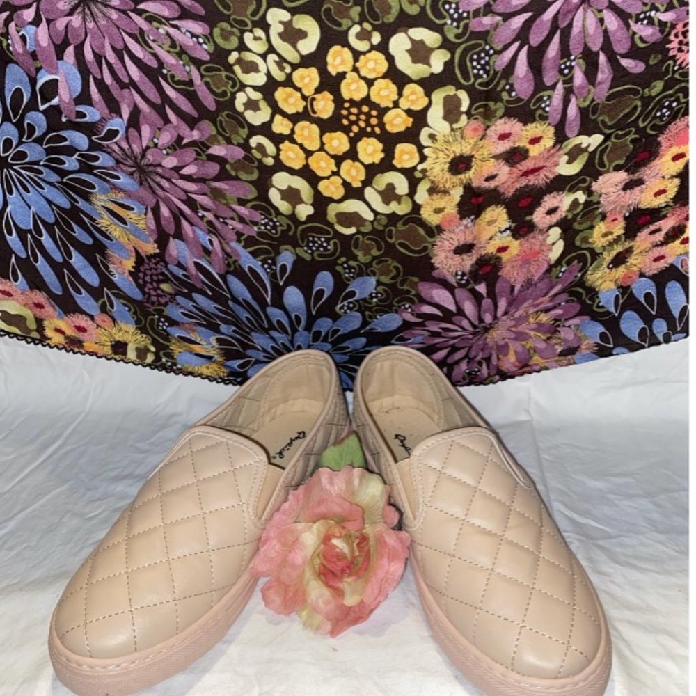 Qupid Quilted Sneakers - Picture 3 of 4